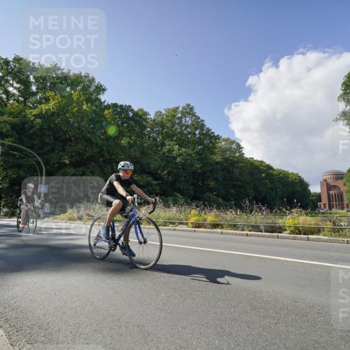 14.09.2025 - Stadtparktriathlon Michael Burmester http://msf.ph/oto/8896167 14.09.2025 13:35:37 Radfahren 1429, 1431, 1448, 1480, 1501, 1519, 1589 meine-sportfotos.de
