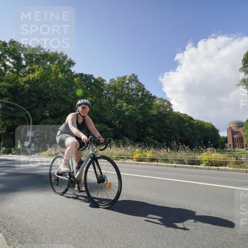 14.09.2025 - Stadtparktriathlon Michael Burmester http://msf.ph/oto/8896170 14.09.2025 13:35:39 Radfahren 1429, 1431, 1448, 1473, 1480, 1501, 1519, 1589 meine-sportfotos.de