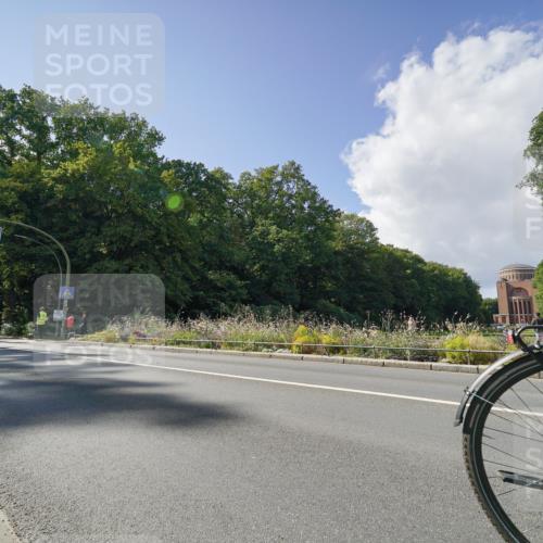 14.09.2025 - Stadtparktriathlon Michael Burmester http://msf.ph/oto/8896180 14.09.2025 13:36:32 Radfahren 1476, 1508, 1525, 1536, 1549 meine-sportfotos.de