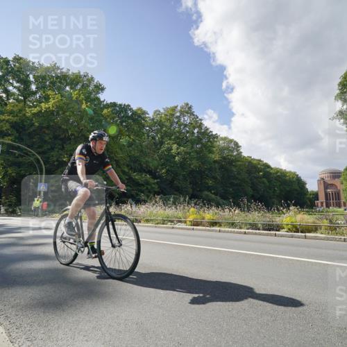 14.09.2025 - Stadtparktriathlon Michael Burmester http://msf.ph/oto/8896237 14.09.2025 13:41:14 Radfahren 1491, 1531 meine-sportfotos.de