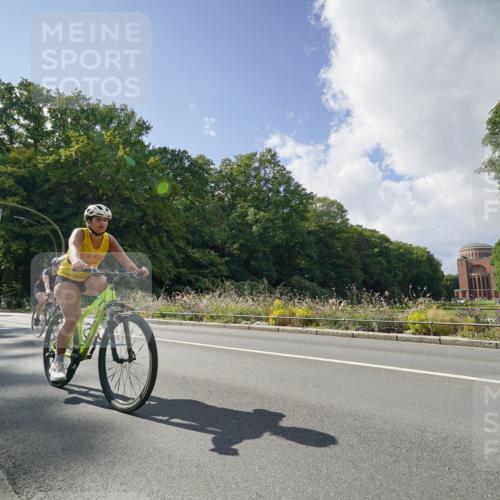 14.09.2025 - Stadtparktriathlon Michael Burmester http://msf.ph/oto/8896257 14.09.2025 13:43:46 Radfahren 1474, 1527, 1529, 1536, 1547, 1553 meine-sportfotos.de