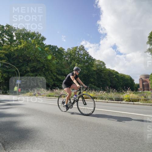 14.09.2025 - Stadtparktriathlon Michael Burmester http://msf.ph/oto/8896259 14.09.2025 13:43:47 Radfahren 1474, 1527, 1529, 1536, 1547, 1553 meine-sportfotos.de