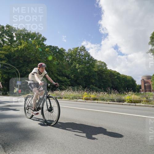 14.09.2025 - Stadtparktriathlon Michael Burmester http://msf.ph/oto/8896260 14.09.2025 13:43:49 Radfahren 1474, 1527, 1529, 1547, 1553 meine-sportfotos.de
