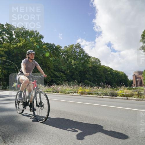 14.09.2025 - Stadtparktriathlon Michael Burmester http://msf.ph/oto/8896262 14.09.2025 13:43:50 Radfahren 1474, 1527, 1529, 1553 meine-sportfotos.de