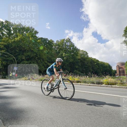 14.09.2025 - Stadtparktriathlon Michael Burmester http://msf.ph/oto/8896276 14.09.2025 13:44:38 Radfahren 1630, 1637, 1638, 1639, 1646, 1647, 1661, 1673, 1677, 1678 meine-sportfotos.de