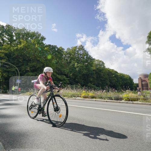 14.09.2025 - Stadtparktriathlon Michael Burmester http://msf.ph/oto/8896285 14.09.2025 13:44:57 Radfahren 1627, 1631, 1644, 1648, 1656, 1662, 1663, 1671, 1679, 1691 meine-sportfotos.de