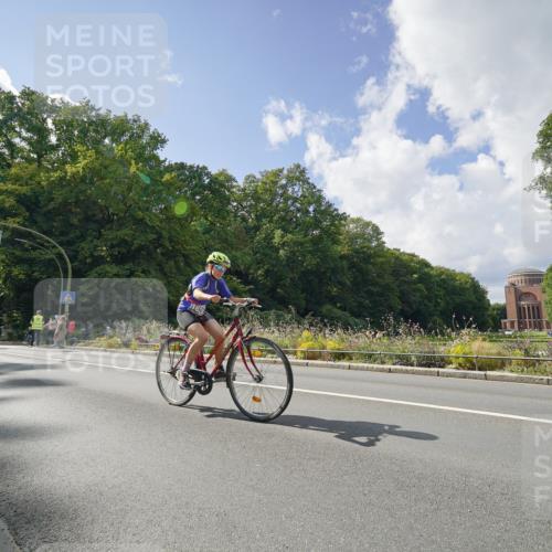14.09.2025 - Stadtparktriathlon Michael Burmester http://msf.ph/oto/8896311 14.09.2025 13:45:43 Radfahren 1622, 1624, 1628, 1665, 1675, 1676, 1683, 1689 meine-sportfotos.de