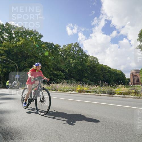 14.09.2025 - Stadtparktriathlon Michael Burmester http://msf.ph/oto/8896316 14.09.2025 13:45:57 Radfahren 1549, 1572, 1654, 1660, 1674 meine-sportfotos.de
