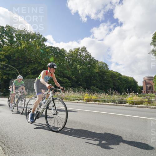 14.09.2025 - Stadtparktriathlon Michael Burmester http://msf.ph/oto/8896350 14.09.2025 13:51:37 Radfahren 1522, 1557, 1630, 1637, 1638, 1639, 1673, 1677 meine-sportfotos.de