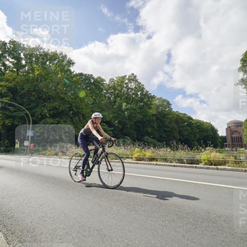 14.09.2025 - Stadtparktriathlon Michael Burmester http://msf.ph/oto/8896381 14.09.2025 13:53:30 Radfahren 1475, 1631, 1634, 1640, 1643, 1648, 1649, 1653, 1686 meine-sportfotos.de