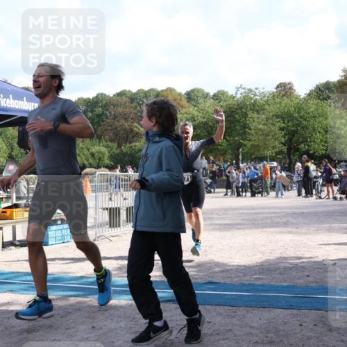 14.09.2025 - Stadtparktriathlon Strokosch-Dieckow http://msf.ph/oto/8896670 14.09.2025 12:59:38 Ziel 1137, 1144, 1171 meine-sportfotos.de