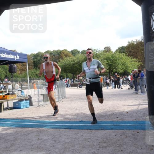 14.09.2025 - Stadtparktriathlon Strokosch-Dieckow http://msf.ph/oto/8896678 14.09.2025 13:00:20 Ziel 1122, 1170 meine-sportfotos.de