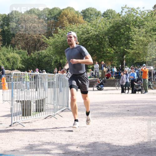 14.09.2025 - Stadtparktriathlon Strokosch-Dieckow http://msf.ph/oto/8896710 14.09.2025 13:01:15 Ziel 1184, 1199, 1213 meine-sportfotos.de