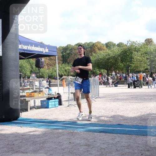 14.09.2025 - Stadtparktriathlon Strokosch-Dieckow http://msf.ph/oto/8896717 14.09.2025 13:01:21 Ziel 1184, 1199 meine-sportfotos.de