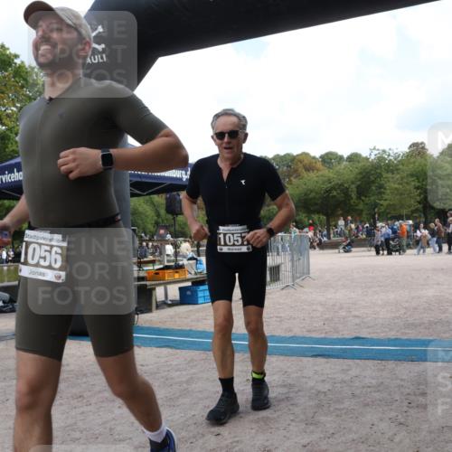 14.09.2025 - Stadtparktriathlon Strokosch-Dieckow http://msf.ph/oto/8896728 14.09.2025 13:01:52 Ziel 1057 meine-sportfotos.de