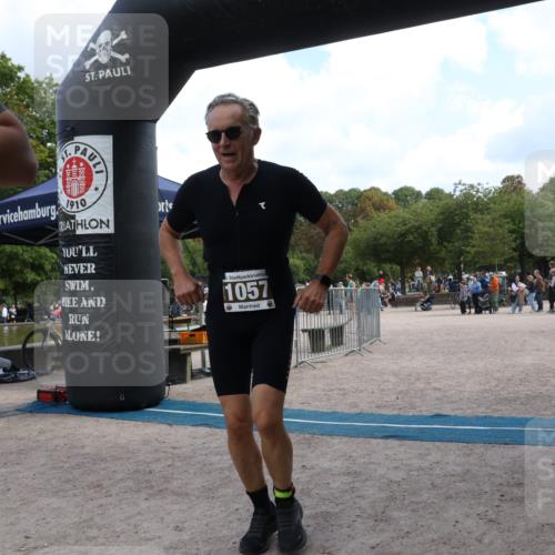 14.09.2025 - Stadtparktriathlon Strokosch-Dieckow http://msf.ph/oto/8896730 14.09.2025 13:01:53 Ziel 1057 meine-sportfotos.de