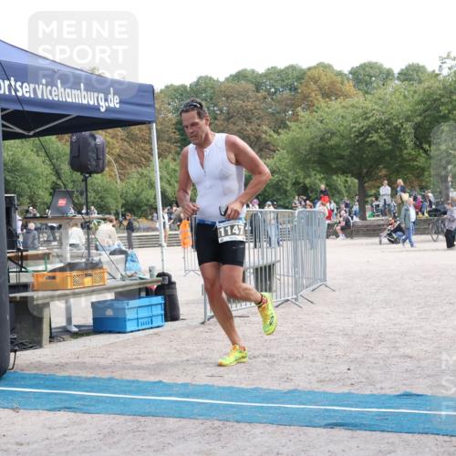 14.09.2025 - Stadtparktriathlon Strokosch-Dieckow http://msf.ph/oto/8896735 14.09.2025 13:02:02 Ziel 1147 meine-sportfotos.de