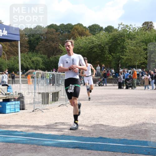 14.09.2025 - Stadtparktriathlon Strokosch-Dieckow http://msf.ph/oto/8896749 14.09.2025 13:03:26 Ziel 1158, 1219 meine-sportfotos.de