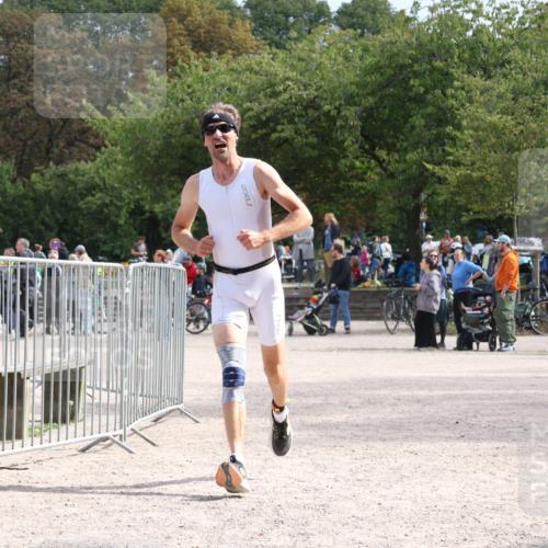 14.09.2025 - Stadtparktriathlon Strokosch-Dieckow http://msf.ph/oto/8896752 14.09.2025 13:03:28 Ziel 1158, 1219 meine-sportfotos.de