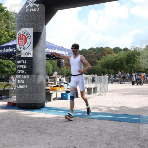 14.09.2025 - Stadtparktriathlon Strokosch-Dieckow http://msf.ph/oto/8896756 14.09.2025 13:03:29 Ziel 1158, 1219 meine-sportfotos.de