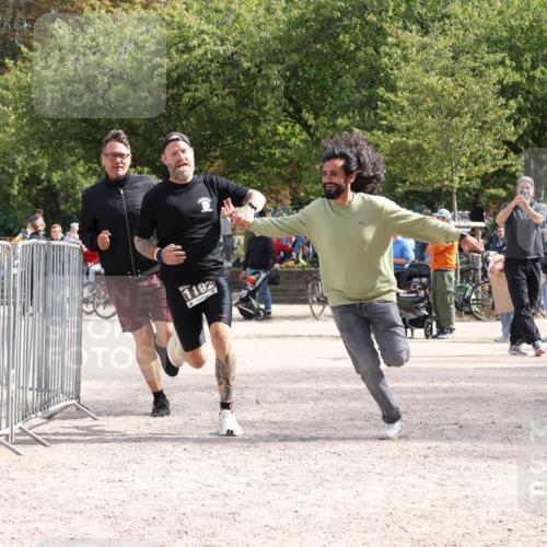 14.09.2025 - Stadtparktriathlon Strokosch-Dieckow http://msf.ph/oto/8896759 14.09.2025 13:03:47 Ziel 1192 meine-sportfotos.de
