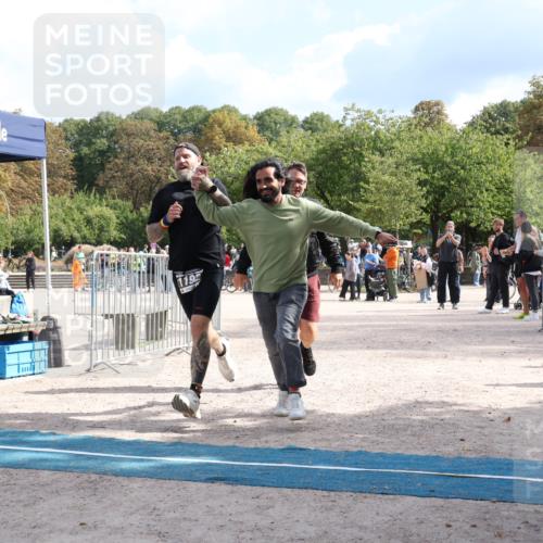 14.09.2025 - Stadtparktriathlon Strokosch-Dieckow http://msf.ph/oto/8896763 14.09.2025 13:03:49 Ziel 1192 meine-sportfotos.de