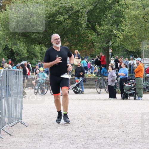 14.09.2025 - Stadtparktriathlon Strokosch-Dieckow http://msf.ph/oto/8896769 14.09.2025 13:04:49 Ziel 1094 meine-sportfotos.de
