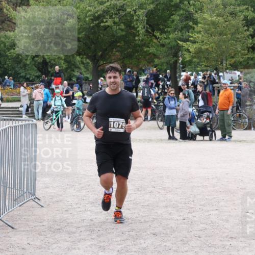 14.09.2025 - Stadtparktriathlon Strokosch-Dieckow http://msf.ph/oto/8896841 14.09.2025 13:09:23 Ziel 1079 meine-sportfotos.de