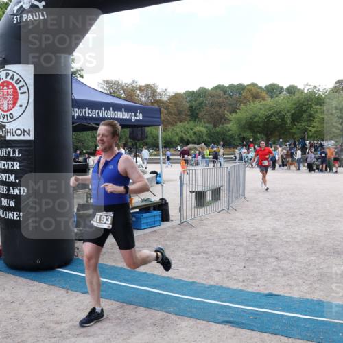 14.09.2025 - Stadtparktriathlon Strokosch-Dieckow http://msf.ph/oto/8896860 14.09.2025 13:10:05 Ziel 1081, 1153, 1193 meine-sportfotos.de