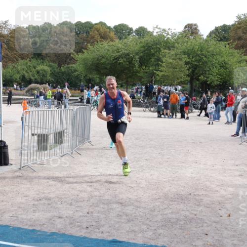 14.09.2025 - Stadtparktriathlon Strokosch-Dieckow http://msf.ph/oto/8896888 14.09.2025 13:11:02 Ziel 1124, 1141 meine-sportfotos.de