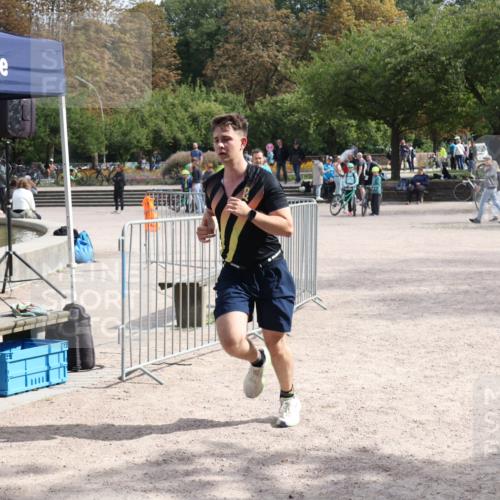 14.09.2025 - Stadtparktriathlon Strokosch-Dieckow http://msf.ph/oto/8896898 14.09.2025 13:11:24 Ziel 1149, 1156 meine-sportfotos.de