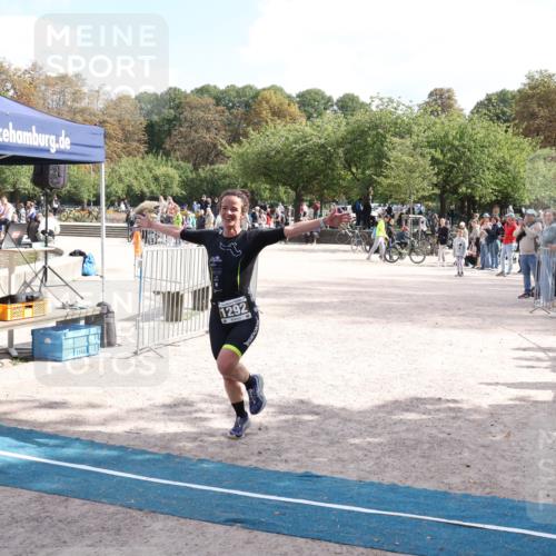 14.09.2025 - Stadtparktriathlon Strokosch-Dieckow http://msf.ph/oto/8896909 14.09.2025 13:12:31 Ziel 1292 meine-sportfotos.de