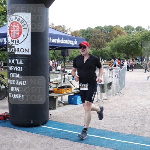 14.09.2025 - Stadtparktriathlon Strokosch-Dieckow http://msf.ph/oto/8896917 14.09.2025 13:13:30 Ziel 1152, 1210, 1214 meine-sportfotos.de