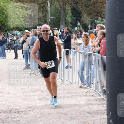14.09.2025 - Stadtparktriathlon Strokosch-Dieckow http://msf.ph/oto/8896923 14.09.2025 13:13:34 Ziel 1152, 1210, 1214 meine-sportfotos.de