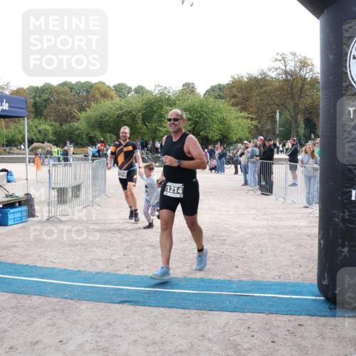 14.09.2025 - Stadtparktriathlon Strokosch-Dieckow http://msf.ph/oto/8896927 14.09.2025 13:13:35 Ziel 1152, 1210, 1214 meine-sportfotos.de