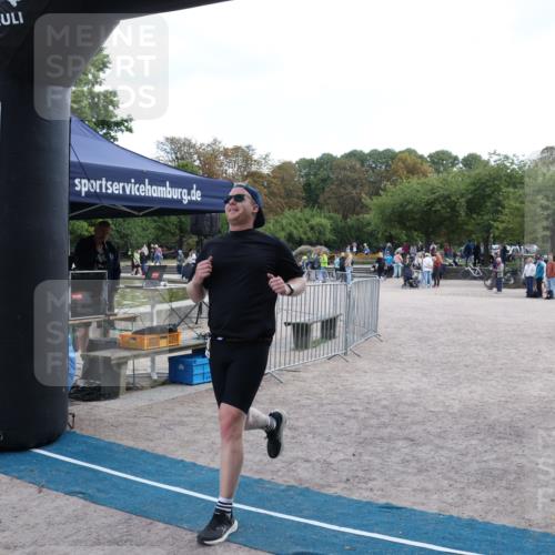 14.09.2025 - Stadtparktriathlon Strokosch-Dieckow http://msf.ph/oto/8896941 14.09.2025 13:15:23 Ziel 1148 meine-sportfotos.de