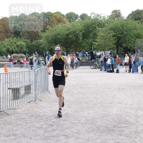 14.09.2025 - Stadtparktriathlon Strokosch-Dieckow http://msf.ph/oto/8896976 14.09.2025 13:18:14 Ziel 1176 meine-sportfotos.de