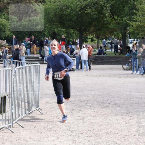 14.09.2025 - Stadtparktriathlon Strokosch-Dieckow http://msf.ph/oto/8896998 14.09.2025 13:19:17 Ziel 1311 meine-sportfotos.de