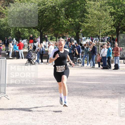 14.09.2025 - Stadtparktriathlon Strokosch-Dieckow http://msf.ph/oto/8897028 14.09.2025 13:20:01 Ziel 1245 meine-sportfotos.de