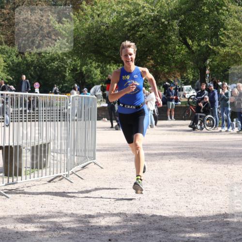 14.09.2025 - Stadtparktriathlon Strokosch-Dieckow http://msf.ph/oto/8897036 14.09.2025 13:24:48 Ziel 1306 meine-sportfotos.de