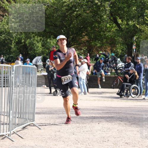 14.09.2025 - Stadtparktriathlon Strokosch-Dieckow http://msf.ph/oto/8897040 14.09.2025 13:24:55 Ziel 1223, 1306 meine-sportfotos.de