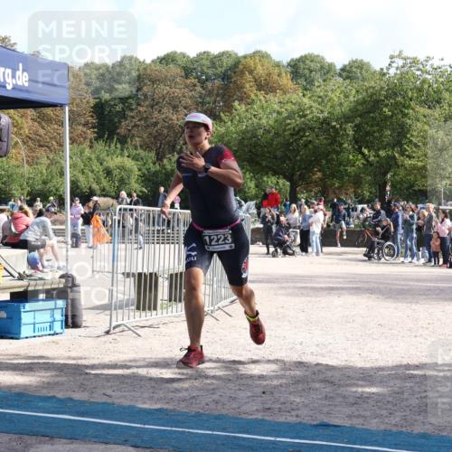 14.09.2025 - Stadtparktriathlon Strokosch-Dieckow http://msf.ph/oto/8897043 14.09.2025 13:24:57 Ziel 1223 meine-sportfotos.de