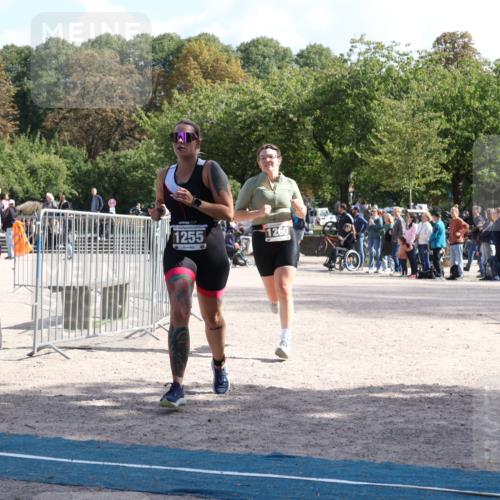 14.09.2025 - Stadtparktriathlon Strokosch-Dieckow http://msf.ph/oto/8897050 14.09.2025 13:25:05 Ziel 1255, 1260 meine-sportfotos.de