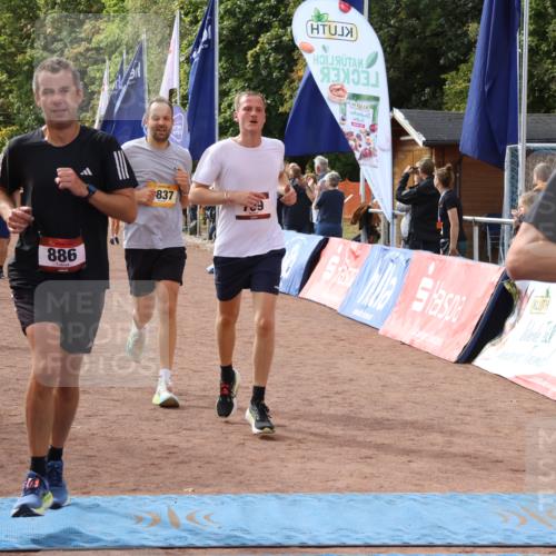 14.09.2025 - Airport Race Strokosch-Dieckow http://msf.ph/oto/8897051 14.09.2025 12:21:06 Ziel 81, 306, 313, 393, 709, 715, 794, 886, 1837, 5300, 5545 meine-sportfotos.de