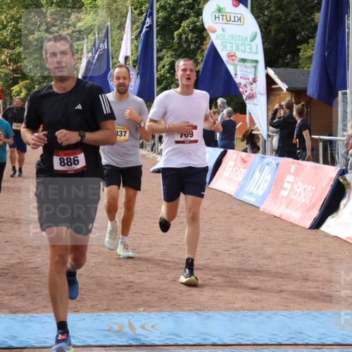 14.09.2025 - Airport Race Strokosch-Dieckow http://msf.ph/oto/8897057 14.09.2025 12:21:06 Ziel 81, 306, 313, 393, 709, 715, 794, 886, 1837, 5300, 5545 meine-sportfotos.de