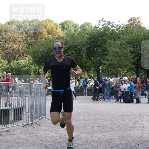 14.09.2025 - Stadtparktriathlon Strokosch-Dieckow http://msf.ph/oto/8897080 14.09.2025 13:26:02 Ziel 1208, 1280, 1315, 1382, 1417 meine-sportfotos.de