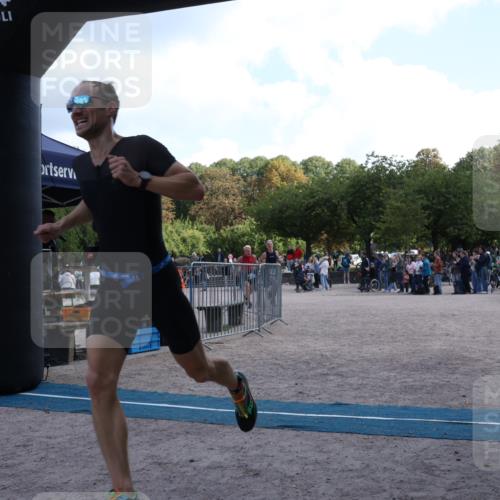 14.09.2025 - Stadtparktriathlon Strokosch-Dieckow http://msf.ph/oto/8897083 14.09.2025 13:26:02 Ziel 1208, 1280, 1315, 1382, 1417 meine-sportfotos.de