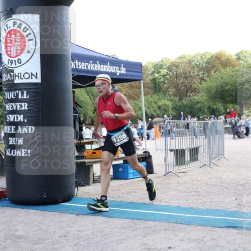 14.09.2025 - Stadtparktriathlon Strokosch-Dieckow http://msf.ph/oto/8897093 14.09.2025 13:26:08 Ziel 1208, 1382, 1417 meine-sportfotos.de
