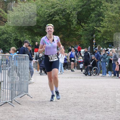 14.09.2025 - Stadtparktriathlon Strokosch-Dieckow http://msf.ph/oto/8897110 14.09.2025 13:26:46 Ziel 1304 meine-sportfotos.de