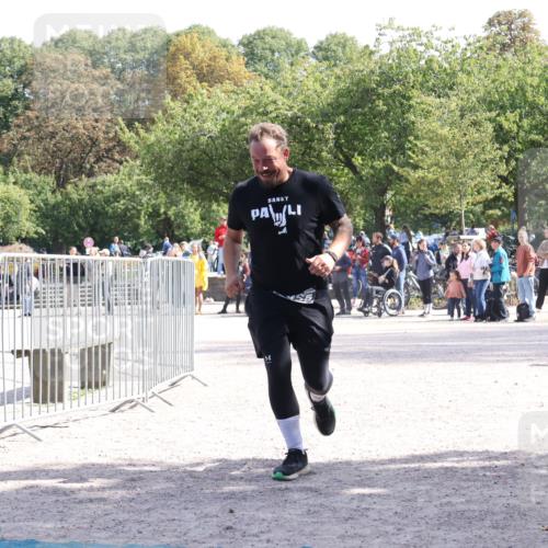 14.09.2025 - Stadtparktriathlon Strokosch-Dieckow http://msf.ph/oto/8897150 14.09.2025 13:29:35 Ziel 1055 meine-sportfotos.de